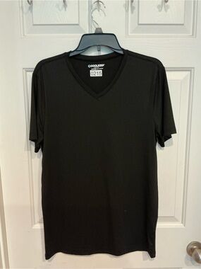 Coolkeep Men's Black V-Neck Short Sleeve Tee
